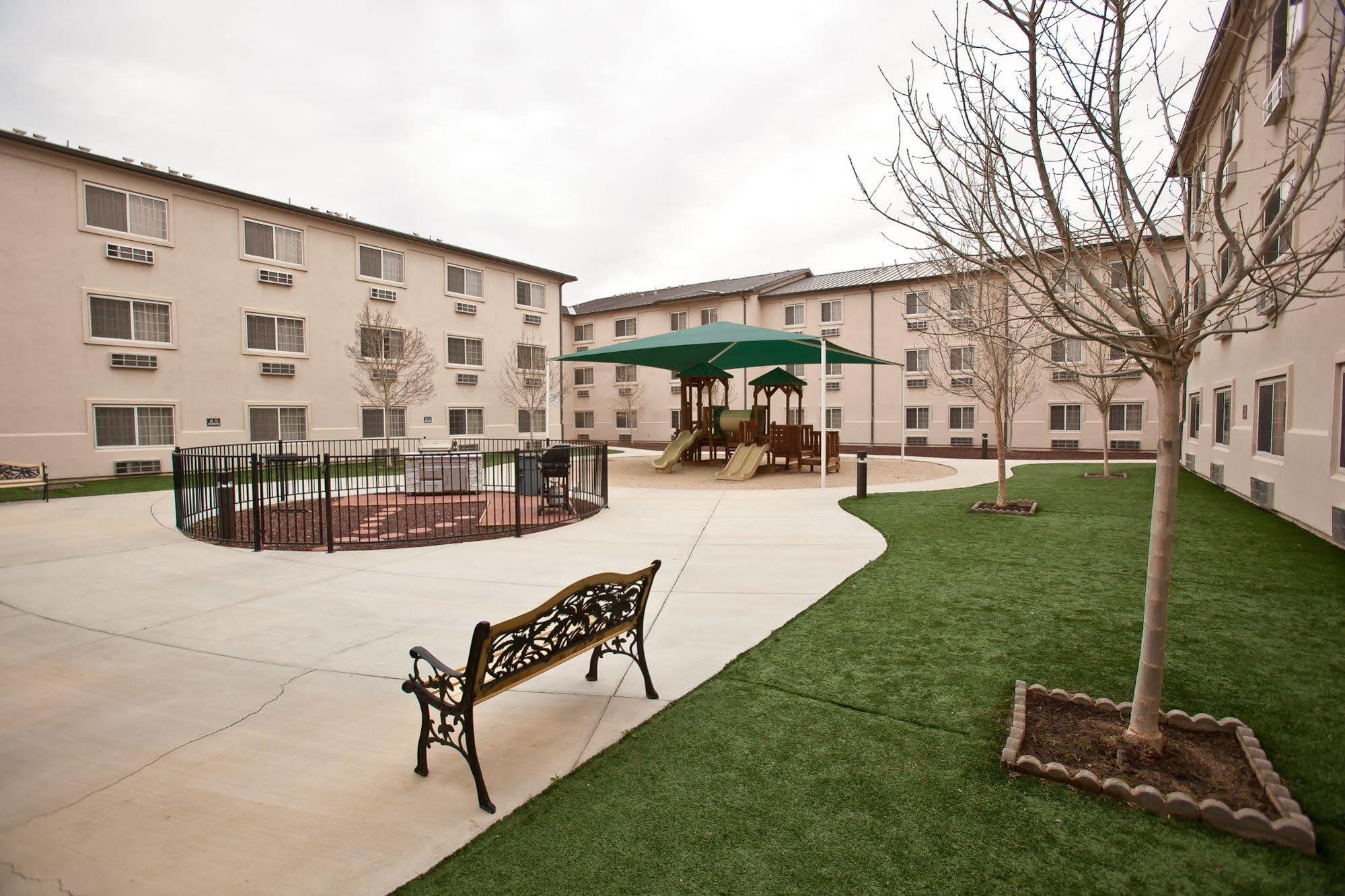 Landmark Inn Fort Irwin Exterior foto